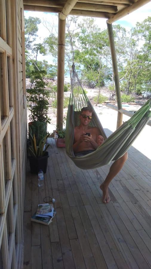 Hostel Villa Luz Beach Tintipan Island Exteriér fotografie