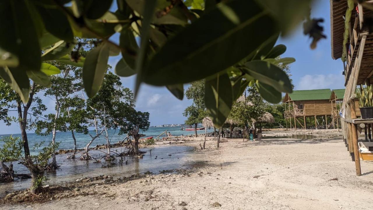 Hostel Villa Luz Beach Tintipan Island Exteriér fotografie